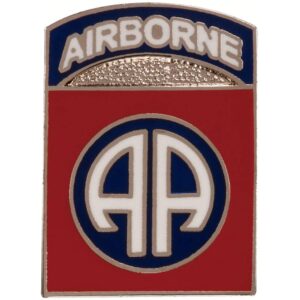 82D GOLD ENAMEL PIN